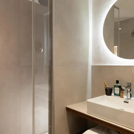 Otel Le Colombier 4*