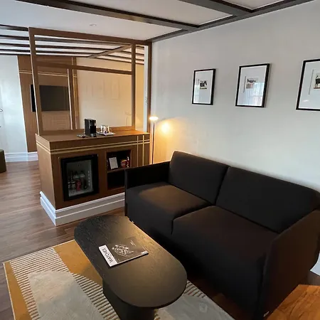 Le Colombier 4*