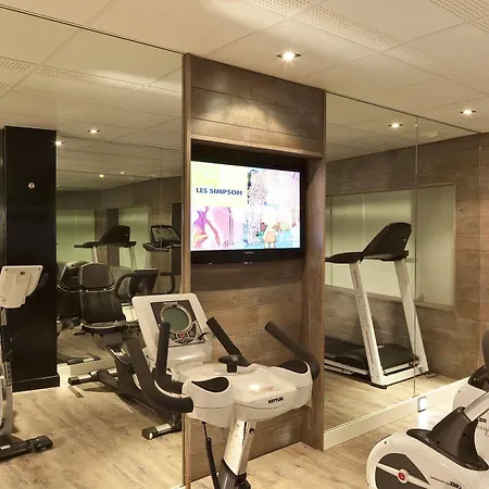Otel Le Colombier 4*