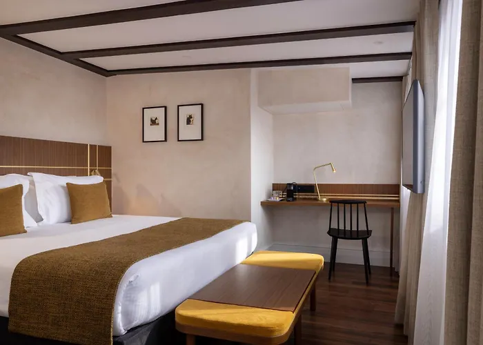 Hotel Le Colombier 4*