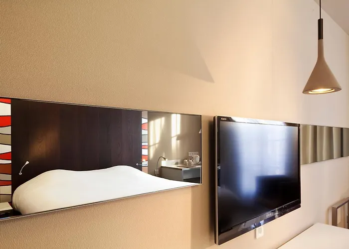 Le Colombier Hotel 4*