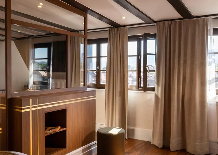 Le Colombier 4* Obernai